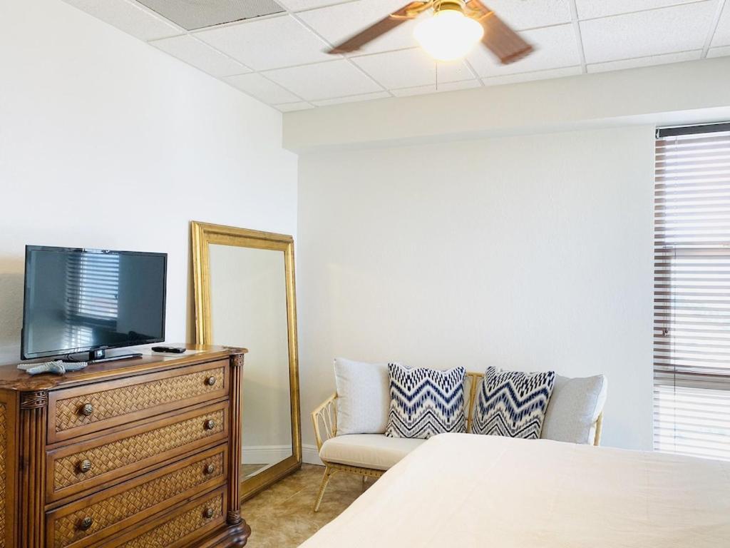 Ocean Front Penthouse Suite Panoramic Views Of Gulf,Pensacola Beach,Pier, & Bay Dış mekan fotoğraf